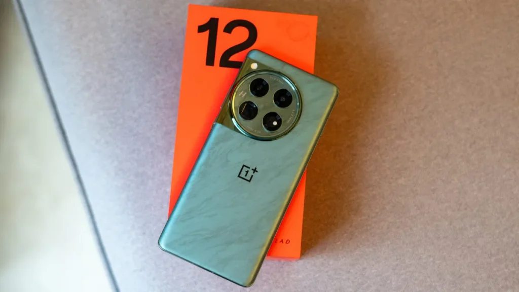 Iphone को टक्कर देगा, Oneplus का तगड़ा 5G स्मार्टफोन, 4K विडियो रिकॉडिंग के साथ 5400mAh बैटरी 1 oneplus 12
